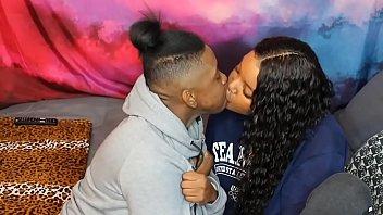 Black Lesbian Kissing Porn